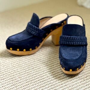 Veronica Beard Suede Delia Clog Navy Wooden Heeled Size 9. Worn 2x.